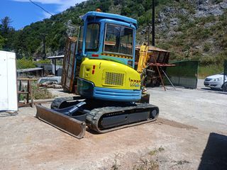 Εκσκαφάκι (διαβολάκι) Yanmar 2000 V30-thumb-23