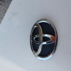 Σημα Μασκας Toyota Yaris 2009-thumb-1