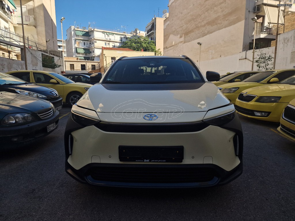 Toyota bZ4X 2023 ΜΕ ΑΔΕΙΑ ΓΙΑ ΕΝΟΙΚΙΟ