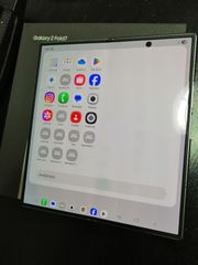 SAMSUNG Galaxy Z Fold7 256GB SILVER SHADOW