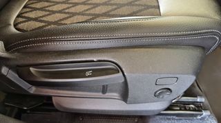 Bmw X1 2020 SDRIVE18D-thumb-35