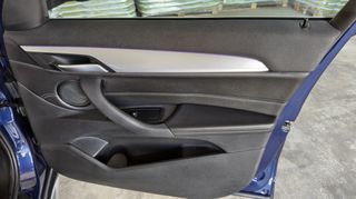 Bmw X1 2020 SDRIVE18D-thumb-38