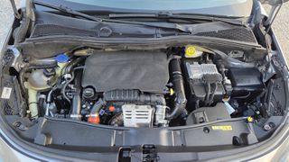 Peugeot 2008 2017 Allure - Panorama-thumb-17