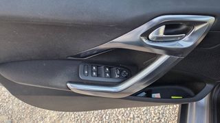 Peugeot 2008 2017 Allure - Panorama-thumb-24