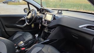 Peugeot 2008 2017 Allure - Panorama-thumb-33