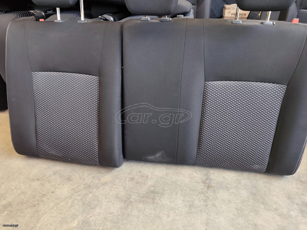 VITARA 2015-24 ΚΑΘΙΣΜΑΤΑ ΠΙΣΩ ΜΟΝΟ .