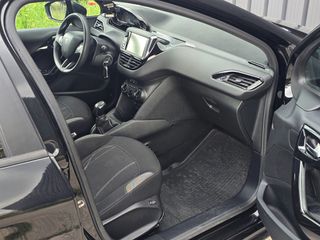 Peugeot 208 2015 FULL-thumb-19