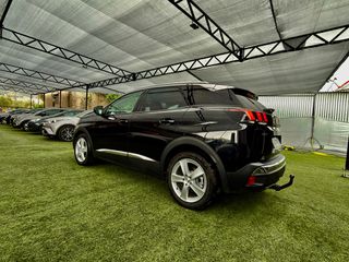 Peugeot 3008 2019 1.5 Blue-HDi Allure Crossway-thumb-9