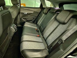 Peugeot 3008 2019 1.5 Blue-HDi Allure Crossway-thumb-15