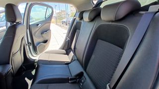 Opel Astra 2016-thumb-32