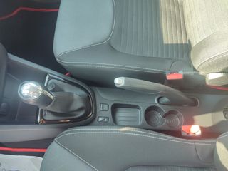 Renault Clio 2015-thumb-28