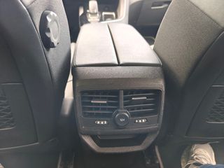Peugeot 3008 2020 ALLURE-thumb-17