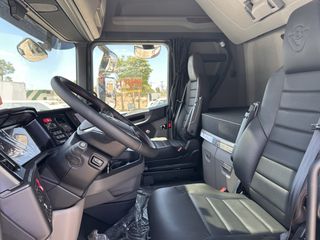 Scania 2025 S660-thumb-7