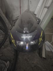 Suzuki GSX-R 750 2000 SRAD