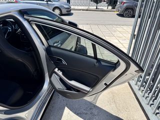 Mercedes-Benz A 200 2015 AMG-LINE 7G-DCT-thumb-54