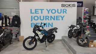CFmoto 450 MT 2026-thumb-3