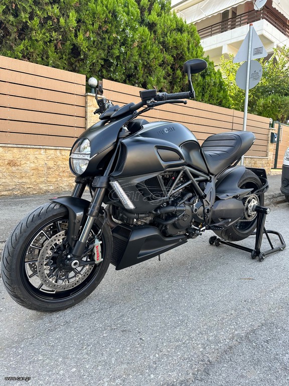 Ducati Diavel 2013