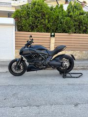 Ducati Diavel 2013-thumb-1