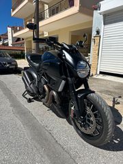 Ducati Diavel 2013-thumb-9