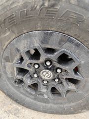 ΜΕΤΑΧΕΙΡΙΣΝΕΝΑ ΖΑΝΤΟΛΑΣΤΙΧΑ TOYOTA 265/65R17