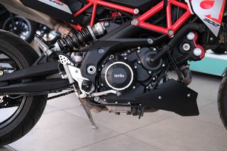 Aprilia Dorsoduro 2020 APRILIA DORSODURO 900-thumb-2