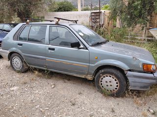 Nissan Sunny 1987