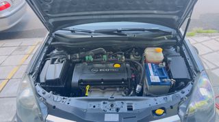 Opel Astra 2006-thumb-20