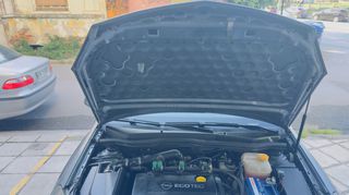 Opel Astra 2006-thumb-24
