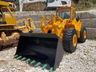 Φορτωτής Με Λάστιχα Volvo 1980 BM 846-thumb-30