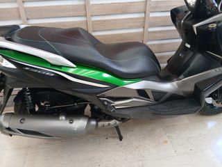 Kawasaki J 300 2015-thumb-4