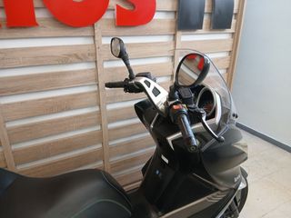 Kawasaki J 300 2015-thumb-5