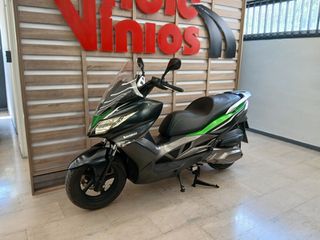 Kawasaki J 300 2015-thumb-10