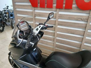 Kawasaki J 300 2015-thumb-15