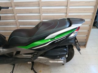 Kawasaki J 300 2015-thumb-16