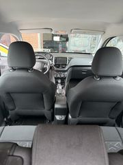 Peugeot 2008 2015-thumb-17