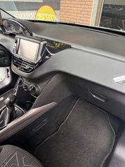 Peugeot 2008 2015-thumb-18