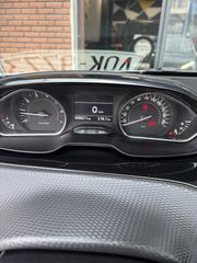 Peugeot 2008 2015-thumb-25