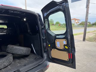 Ford Transit Connect 2018 MAXI-thumb-52