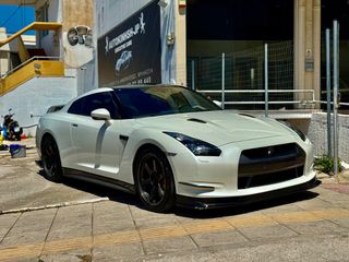 Nissan GT-R 2010