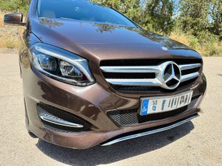 Mercedes-Benz B 200 2015