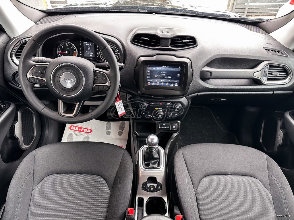 Jeep Renegade thumbnail 17