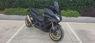 Honda Forza 750 2024
