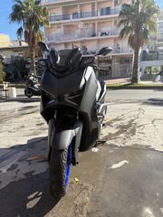Yamaha XMAX 300 2025
