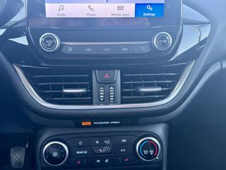 Ford Fiesta 2020-thumb-60
