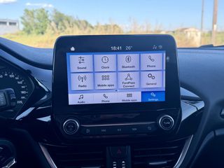 Ford Fiesta 2020-thumb-57