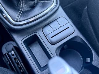 Ford Fiesta 2020-thumb-64