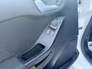Ford Fiesta 2020-thumb-43