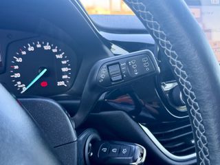Ford Fiesta 2020-thumb-52