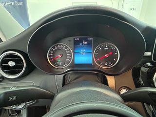 Mercedes-Benz C 180 2021-thumb-11
