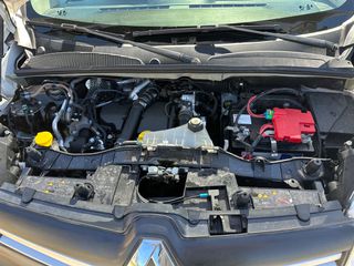 Renault Kangoo 2017-thumb-15